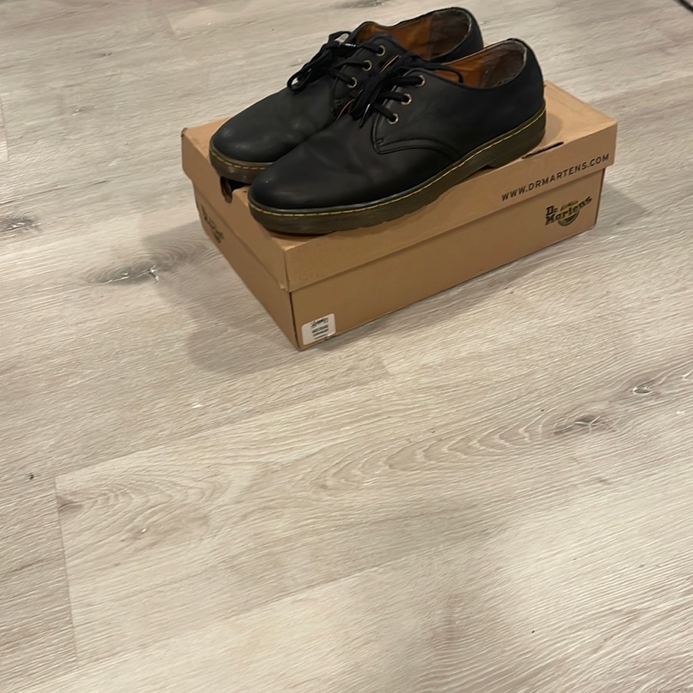 Black dr martens smooth leather